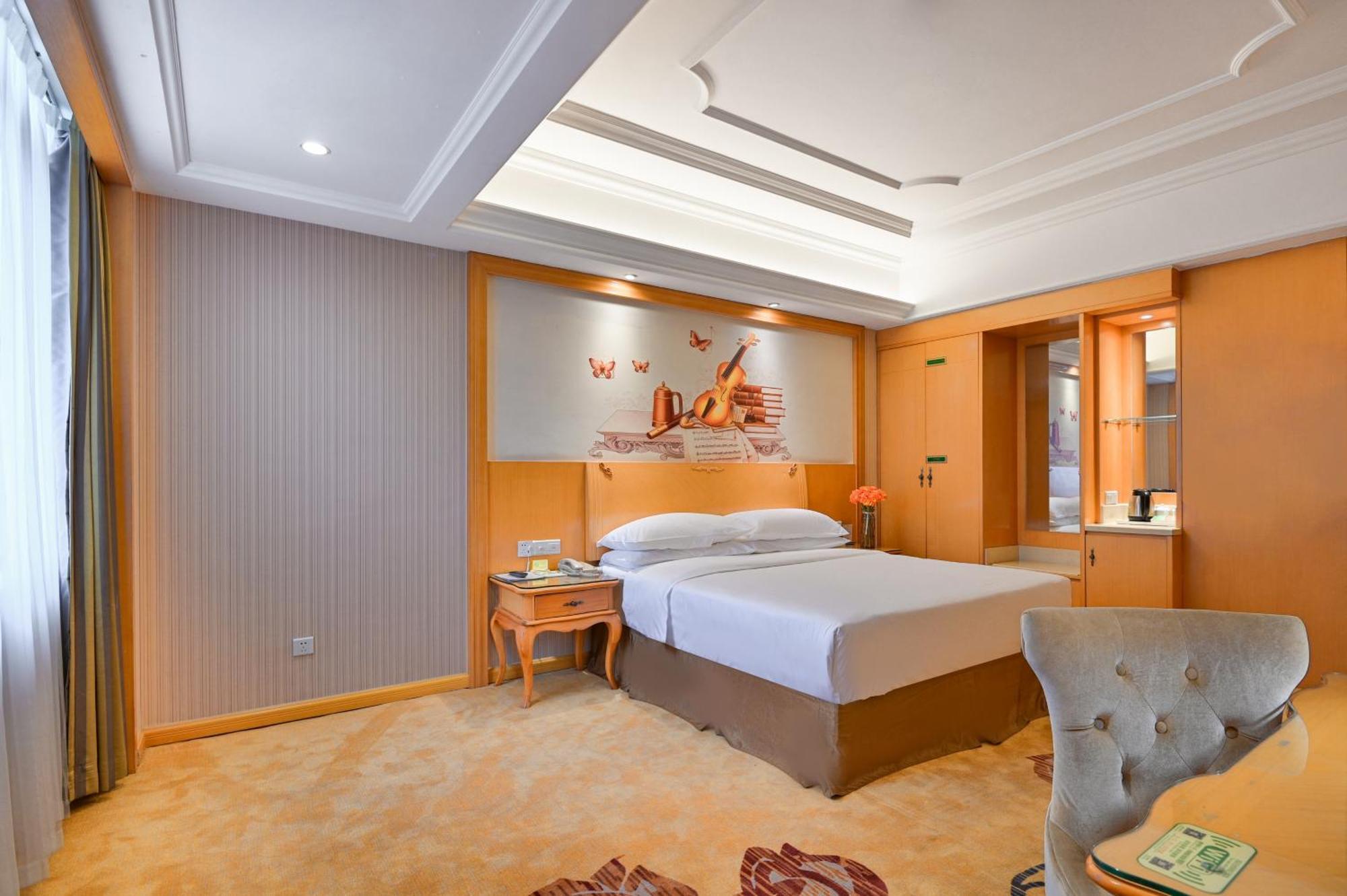 Vienna International Hotel Guangzhou Baiyun International Conference Center Buitenkant foto